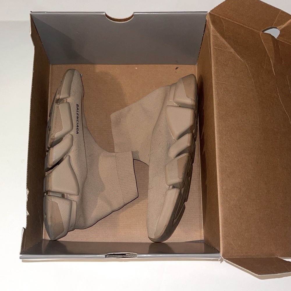 Balenciaga runners